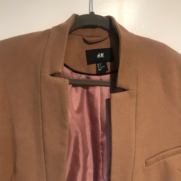 Camel color H&M blazer style coat - Picture 3 of 4